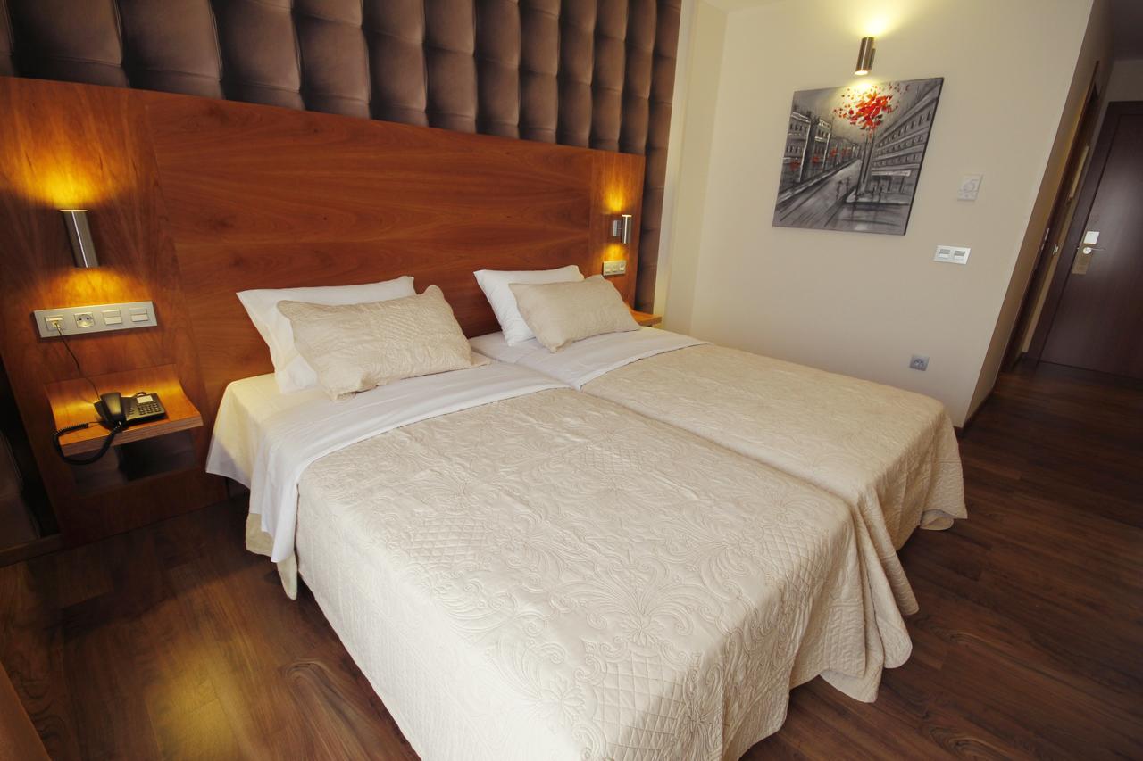 Hotel Boutique Villa Erina By Bossh Hotels - Adults Recommended Manilva Buitenkant foto