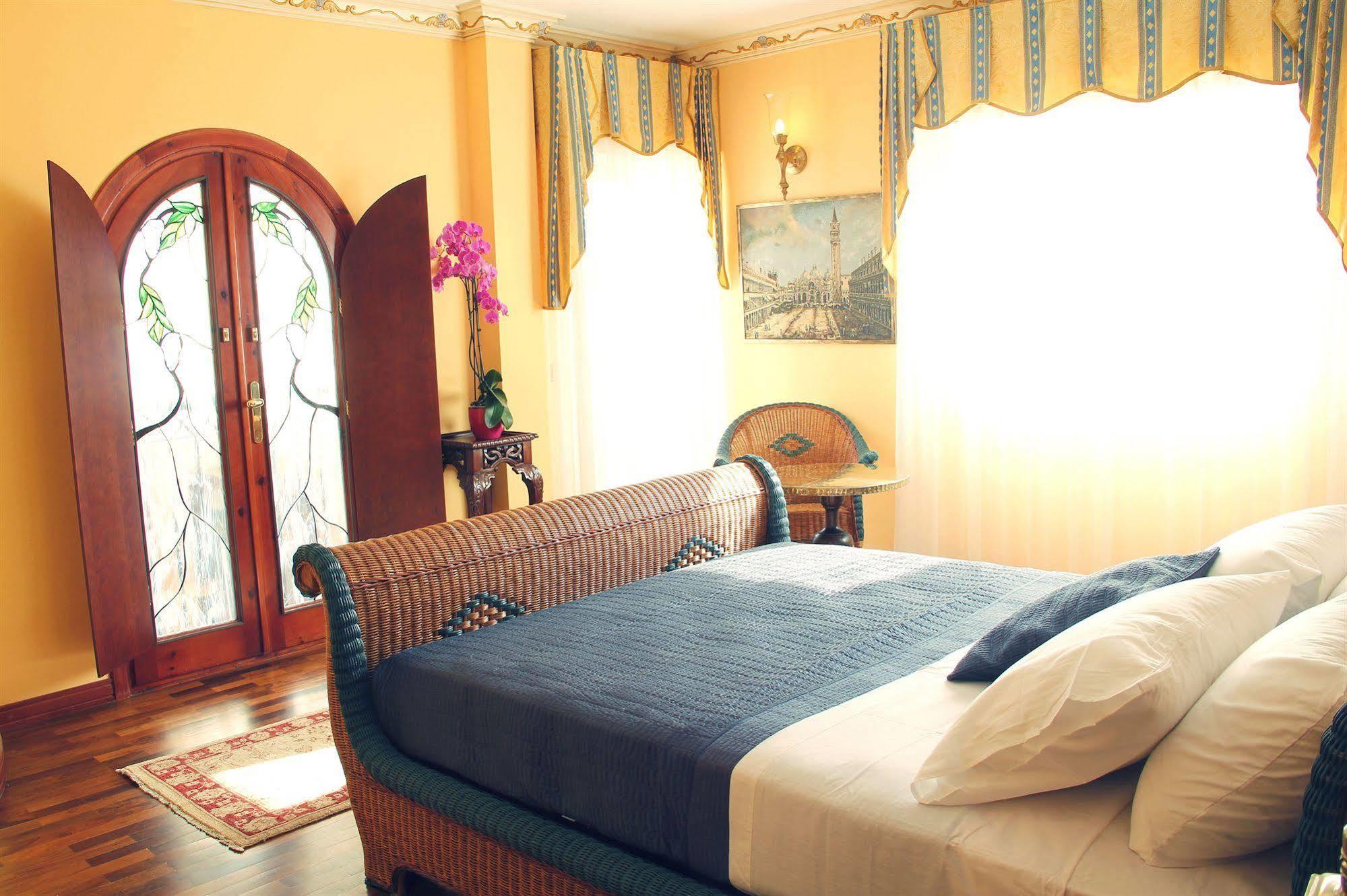 Hotel Boutique Villa Erina By Bossh Hotels - Adults Recommended Manilva Buitenkant foto